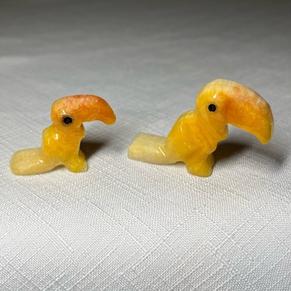 Vintage. Carved Onyx TOUCANS TROPICAL. Display. Birds. - Picture 4 of 6